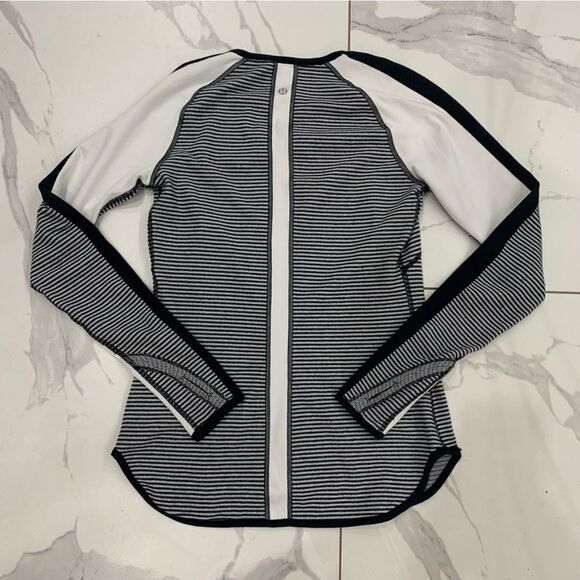 Lululemon Runder Under Reversible Pique Women Sz 6 ? Long Sleeves Black White - Picture 2 of 8